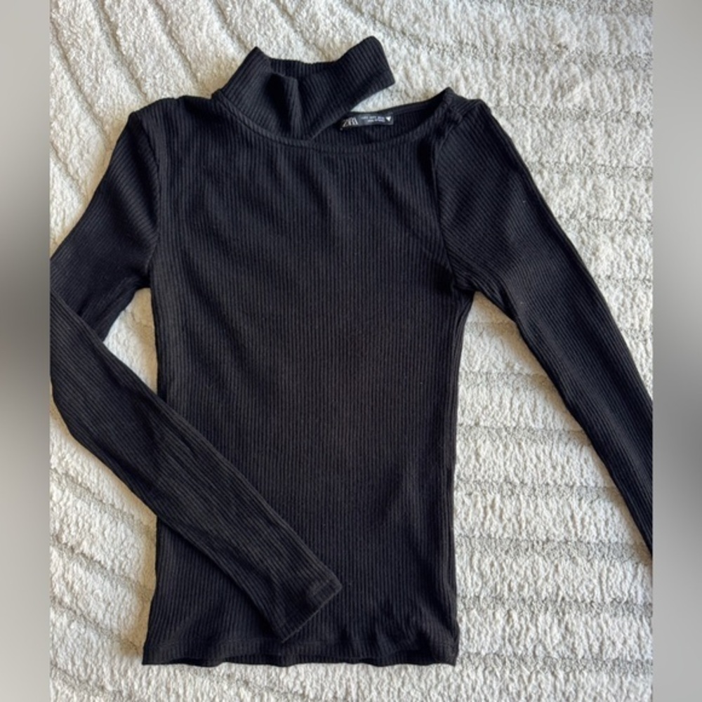 Zara Asymmetric Ribbed Long Sleeve Top